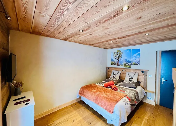 Au Pre Des Saisons Bed & Breakfast 3*