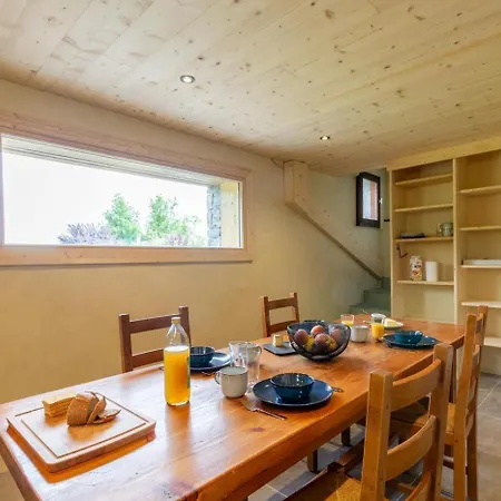 Au Pre Des Saisons Bed & Breakfast Les Avanchers