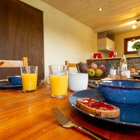 Au Pre Des Saisons Bed & Breakfast