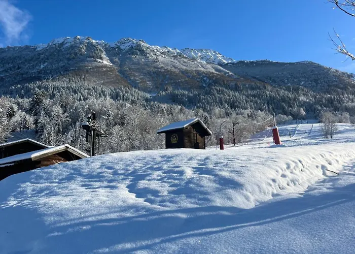 Au Pre Des Saisons